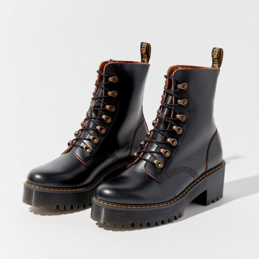 NWOB - Dr. Martens Leona Temperley Boot - US6/ UK4